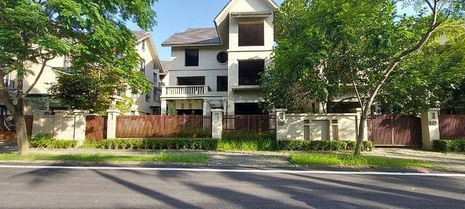 Bán Biệt thự sunny garden: DT 300m2, MT 15m, 4T, vị trí đẹp Gía 35 Tỷ 