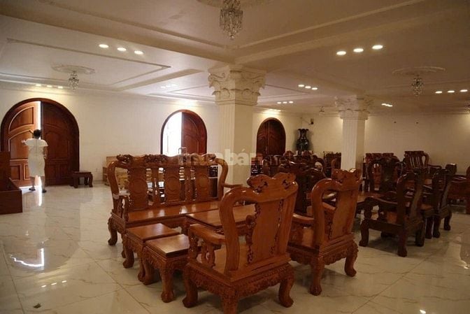 Bán toà nhà MMT Võ Văn Kiệt Q.Bình Tân - 80 tỉ