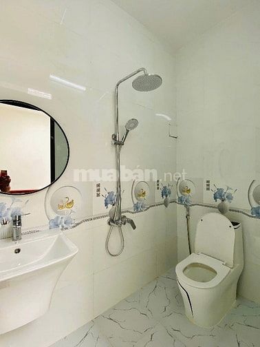 Bán gấp Nhà đẹp Cao Cấp hẻm Thống Nhất, P16, Q.Gò Vấp, giá: 4,2 tỷ.