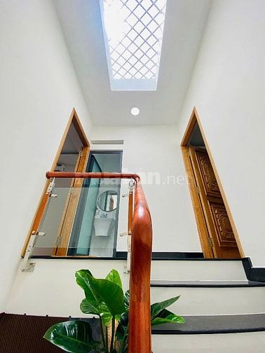 Bán gấp Nhà đẹp Cao Cấp hẻm Thống Nhất, P16, Q.Gò Vấp, giá: 4,2 tỷ.