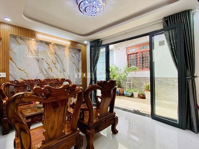 Bán gấp Nhà đẹp Cao Cấp hẻm Thống Nhất, P16, Q.Gò Vấp, giá: 4,2 tỷ.