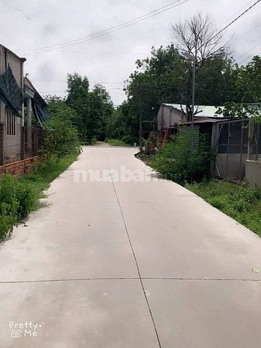 Cần bán gấp căn nhà ở ngay Đ. Hồ Thị Lai , Củ Chi 112m2 SHR giá 820tr