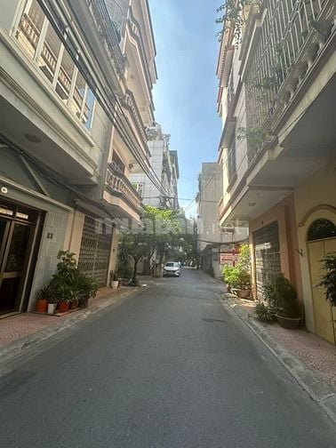 Chính chủ bán lại nhà liền kề ngõ 105 Xuân La 32m2x5 tầng giá 11 tỷ