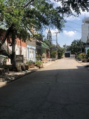 BÁN NHÀ ĐẸP KHU TÊN LỬA ĐƯỜNG 6M 70M2 NHỈNH 5 TỶ XÍU   