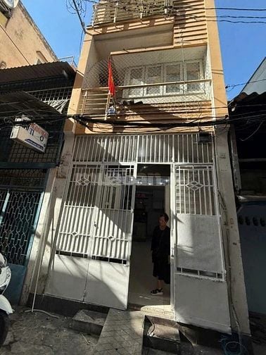 Cho thuê nhà hẻm 5m(XH) Nguyễn Đình Chiểu, P.2, Q.3 giá 20tr
