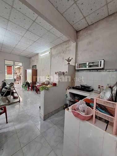  Chú tư cần bán gấp căn nhà ở Đ. BaSa , Phước Hiệp 140m2 SHR giá 799tr