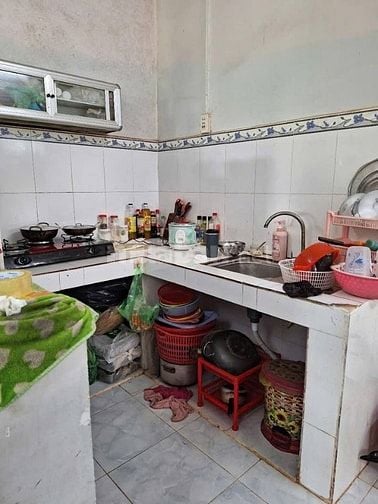  Chú tư cần bán gấp căn nhà ở Đ. BaSa , Phước Hiệp 140m2 SHR giá 799tr
