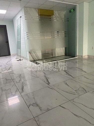 Tòa nhà 7 tầng ID201 Nguyễn Thiện Thuật. DT 5x19m, thang máy