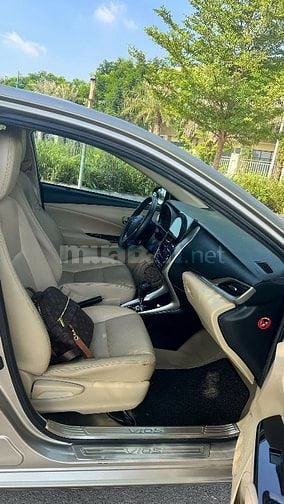 Vios G cuối 2020 màu cát vàng biển 30 G/5 số Hn