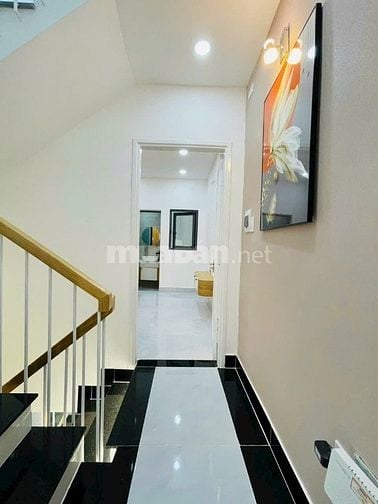 ⭐️Nhà 2 Lầu tuyệt đẹp Cao Cấp xe hơi để trong nhà Quang Trung, P8, Q.G