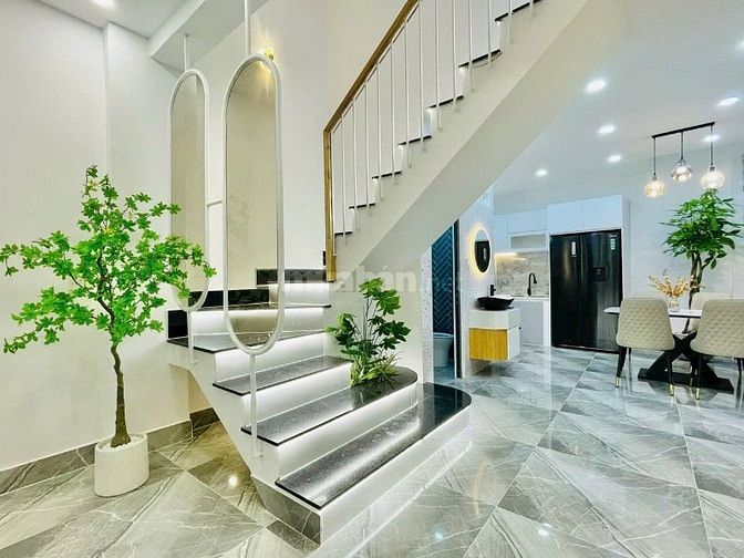 ⭐️Nhà 2 Lầu tuyệt đẹp Cao Cấp xe hơi để trong nhà Quang Trung, P8, Q.G