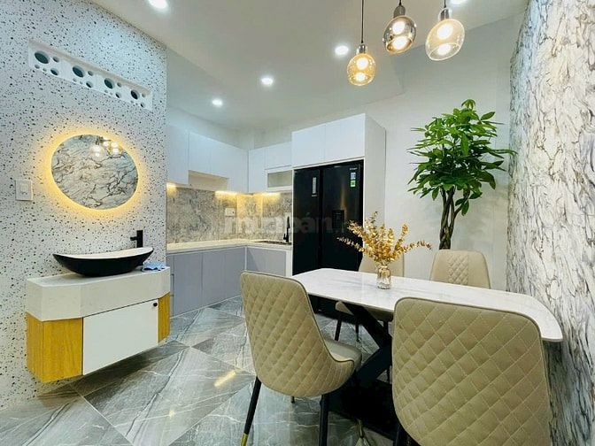 ⭐️Nhà 2 Lầu tuyệt đẹp Cao Cấp xe hơi để trong nhà Quang Trung, P8, Q.G