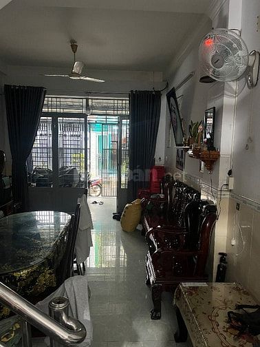 Bán nhà mặt tiền Hoàng Văn Hoè , Q Tân Phú 4m x 13m