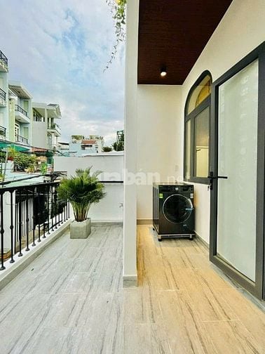 ⭐️Nhà 2 Lầu tuyệt đẹp Cao Cấp xe hơi để trong nhà Quang Trung, P8, Q.G