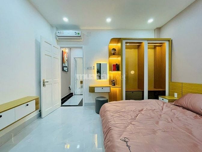 ⭐️Nhà 2 Lầu tuyệt đẹp Cao Cấp xe hơi để trong nhà Quang Trung, P8, Q.G