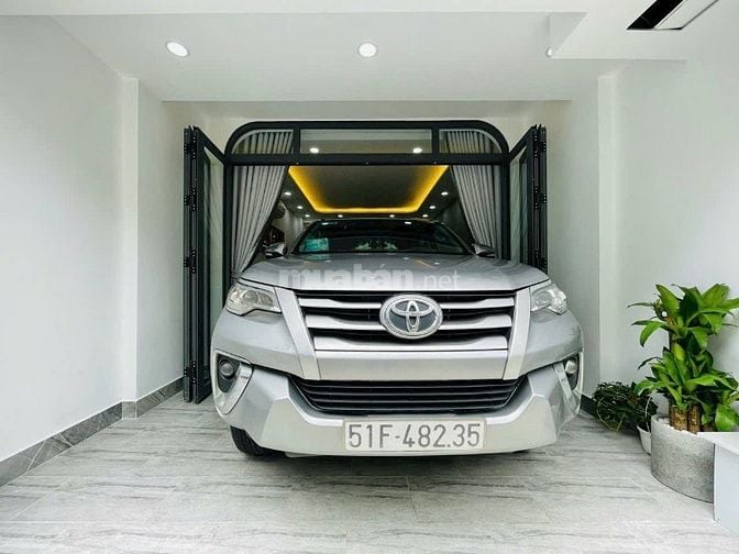⭐️Nhà 2 Lầu tuyệt đẹp Cao Cấp xe hơi để trong nhà Quang Trung, P8, Q.G