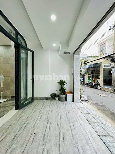 ⭐️Nhà 2 Lầu tuyệt đẹp Cao Cấp xe hơi để trong nhà Quang Trung, P8, Q.G