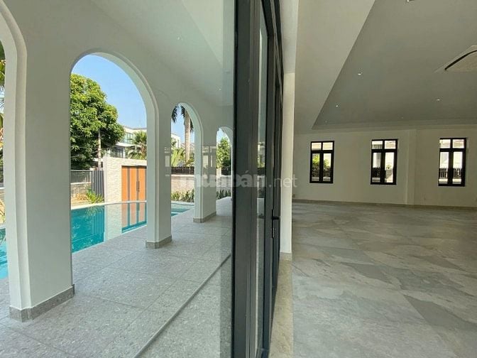 Cho Thuê Siêu Biệt Thự Tại TRUNG TÂM QUẬN 3 - DTSD 900M2