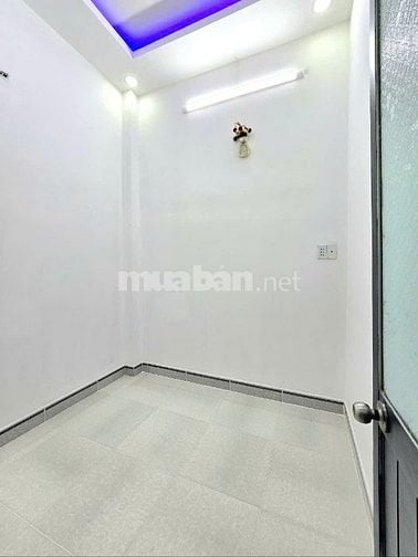 🔥🔥🔥 Nhà đẹp vào có liền 1 lầu,có sổ hồng, kế quận 7 🔥🔥🔥
