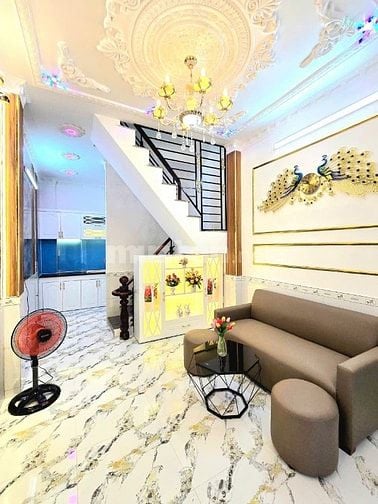 🔥🔥🔥 Nhà đẹp vào có liền 1 lầu,có sổ hồng, kế quận 7 🔥🔥🔥