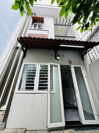 Bán nhà hẻm Lê Văn Huân. P13_DT: 4.4 x 30m [ 127m2] 1 lầu 9.6 Tỷ TL
