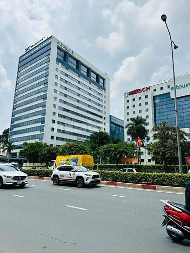Bán nhà hẻm Lê Văn Huân. P13_DT: 4.4 x 30m [ 127m2] 1 lầu 9.6 Tỷ TL