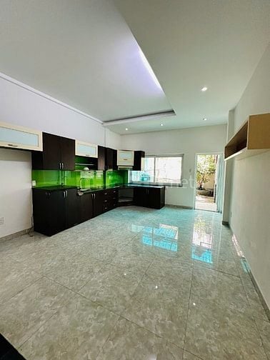 Bán nhà hẻm Lê Văn Huân. P13_DT: 4.4 x 30m [ 127m2] 1 lầu 9.6 Tỷ TL