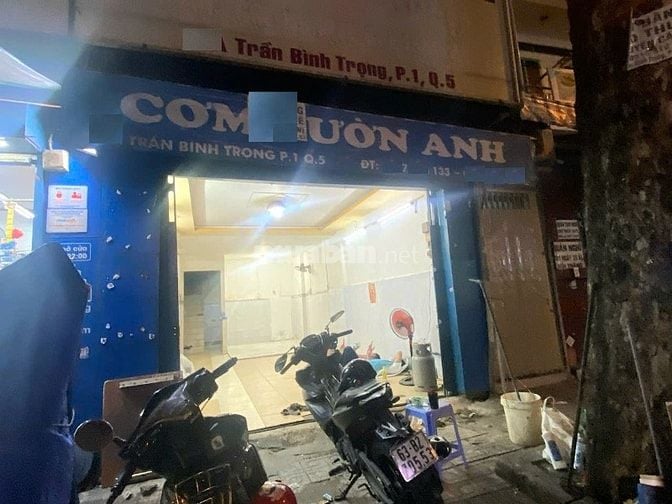 Cho thuê nhà mặt tiền Trần Bình Trọng, P.1, Q.5, giá 22tr