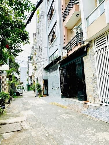 Cho thuê nhà nguyên căn HXH Tô Hiến Thành Q.10 - 15tr/tháng
