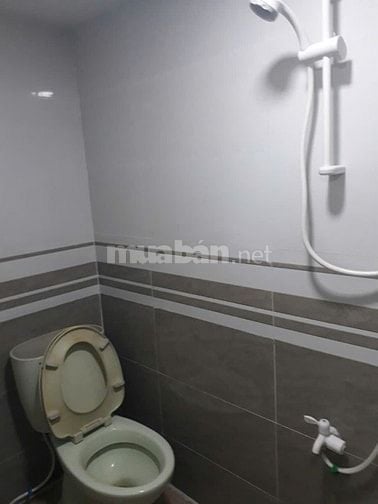 Cho thuê CH ĐĐTNGHI  lầu 1, C/cư An Bình P.7, Q.5 giá 14tr