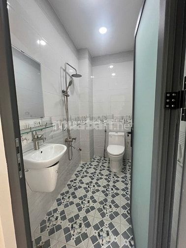 BÁN NHÀ MẶT TIỀN HẺM 5 TẦNG HẺM XE HƠI CHIẾN LƯỢC, BTĐA, BÌNH TÂN