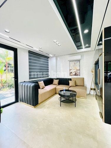 Cho thuê nhà góc 2 mặt tiền 68D Hoa Lan, Phường 2, Quận Phú Nhuận