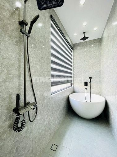 Cho thuê nhà góc 2 mặt tiền 68D Hoa Lan, Phường 2, Quận Phú Nhuận