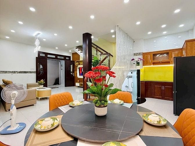 Nhà đẹp DT:6x10m CAO CẤP hẻm Nguyễn Văn Khối, P8, Q.Gò Vấp.