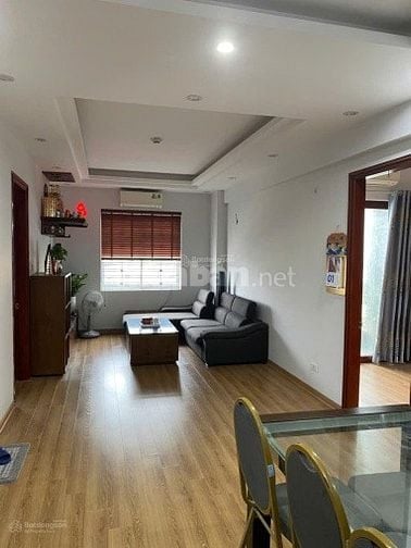 Chính Chủ bán Căn Hộ tầng Đẹp Căn Góc No7 Trần Đăng Ninh, Cầu Giấy.HN
