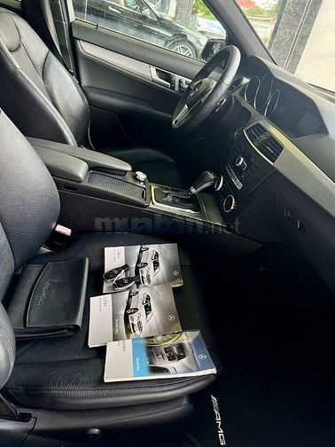 MERCEDES C300 BẢN AMG, SX 2011