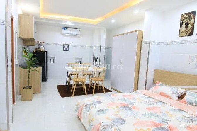 Cho thuê phòng Vip đầy đủ nội thất 40m2 rộng rải thoáng mát.
