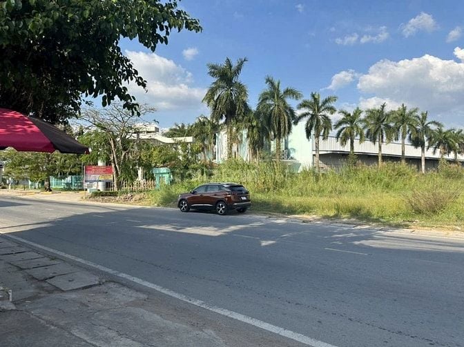 Chính chủ rao bán, đất siêu đẹp đường Đức Hòa Thượng, diện tích 1525 m