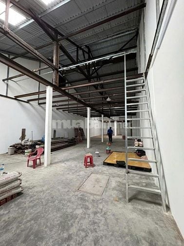 Cho thuê nhà mặt tiền D(ường số 17(khu Bình Phú) P.10, Q.6 giá 17tr