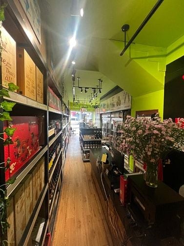 💸 Nhà mặt tiền Trần Hưng Đạo – Góc Nguyễn Văn Cừ, Q.1 –cho thuê cao