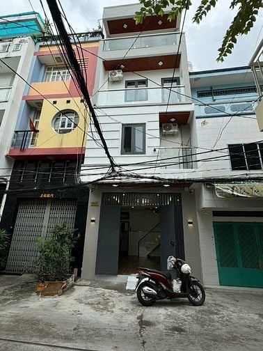 Bán nhà CĂN HỘ DỊCH VỤ cao cấp thu nhập 40tr/tháng, gần chợ Bình Thới