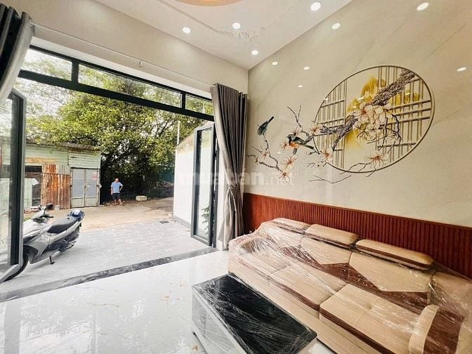 Bán nhà riêng 100m2 đường Hoàng Phan Thái, xã Bình Chánh