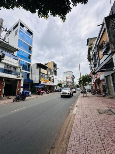 Góc 2 MT Trần Huy Liệu Gần Nguyễn Văn Trỗi, 10x18m, cn 145m2, 2L, 35tỷ