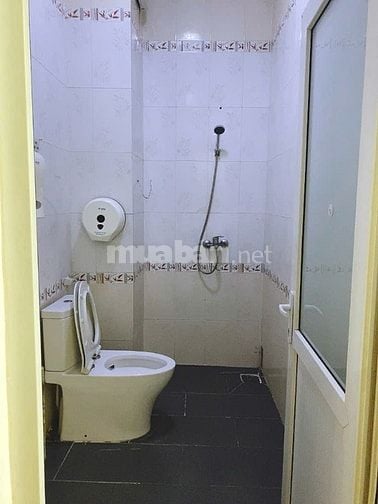 Cho thuê nhà MT Trung tâm Quận 1, Kinh doanh đa ngành, 6 Tầng, Có TM
