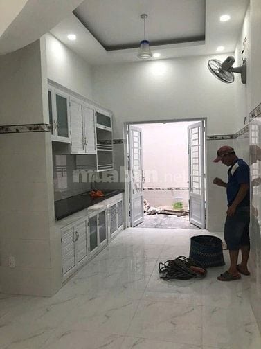 Cho thuê nhà hẻm 3.5m(BG) Bạch Đằng, P.15, Q.Bình Thạnh giá 12tr