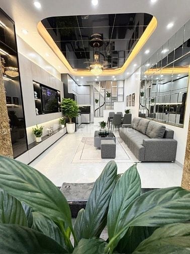 Bán nhà Hồ Văn Chương, vài bước ra phố, dt 36m2, 4t, mt 4m, đẹp ở ngay