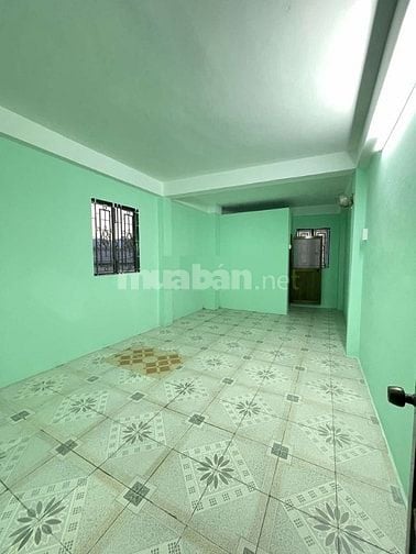 Cho thuê nhà mặt tiền Hậu Giang P.12, Q.6 giá 20tr
