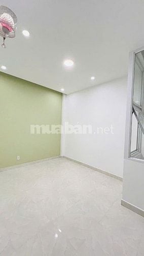 Nhà 4,1 x 11 đúc 1 trệt 2 lầu Quang Trung phường 8 gò vấp 
