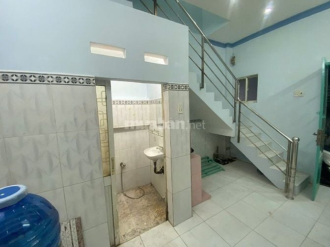 Cho thuê nhà mặt tiền Hậu Giang P.12, Q.6 giá 20tr