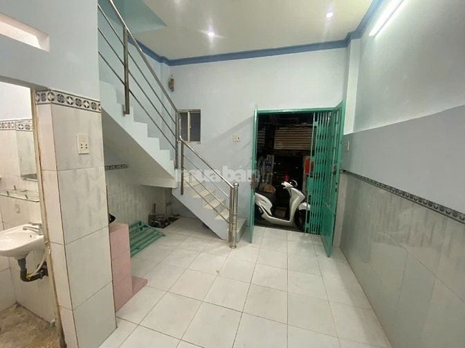 Cho thuê nhà mặt tiền Hậu Giang P.12, Q.6 giá 20tr